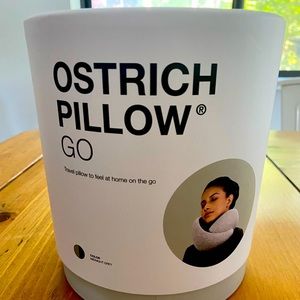 Ostrich Go Neck Pillow - NEW